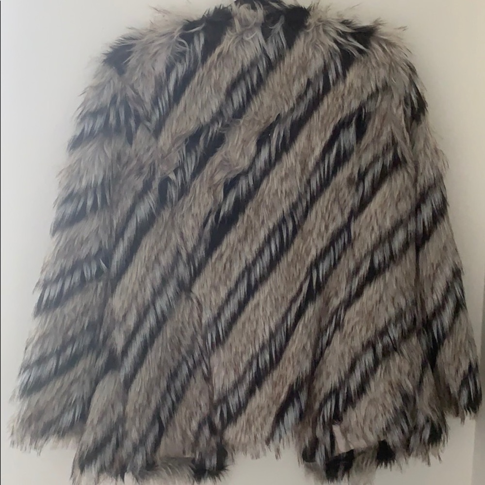 Multi colored fur jacket - Picture 3 of 4